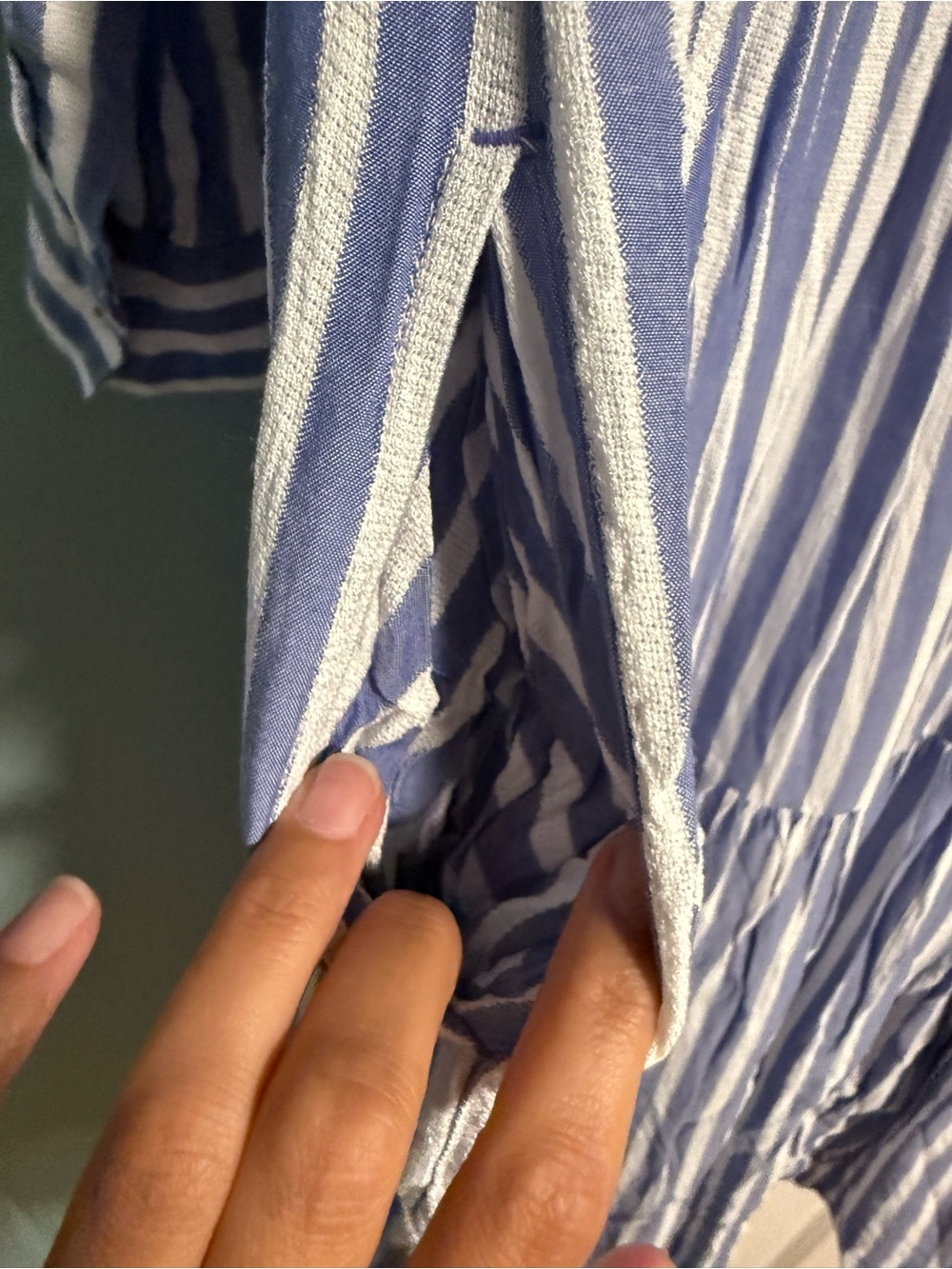 Vineyard Vines Blue and White Striped Tiered Midi Dress - Picture 4 of 4
